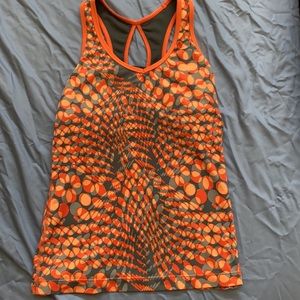 Size medium active wear tank